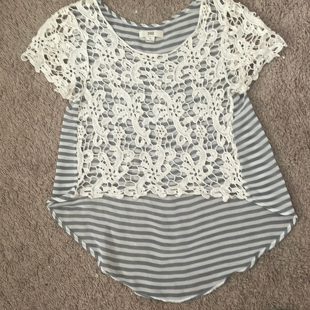 Lace shirt